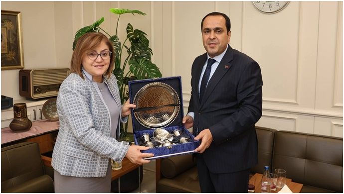 Fatma Şahin Paylaşmadı, Fotoğrafı Birecik’ten Servis Edildi! Bu Ziyaretin Amacı Neydi?