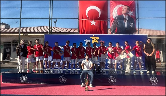 Suruç’un Hokey Gururu: Türkiye 3’üncülüğü