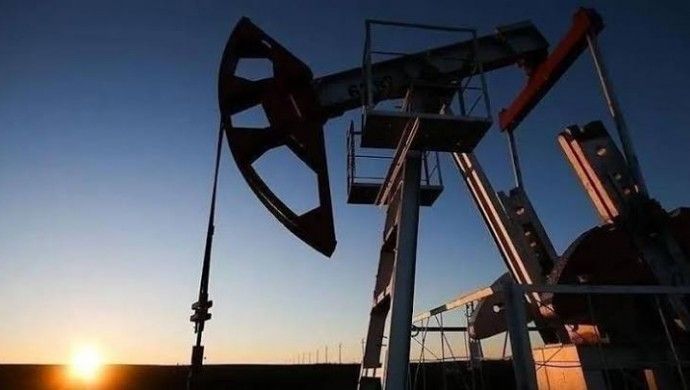 Petrol fiyatı 100 doları aştı