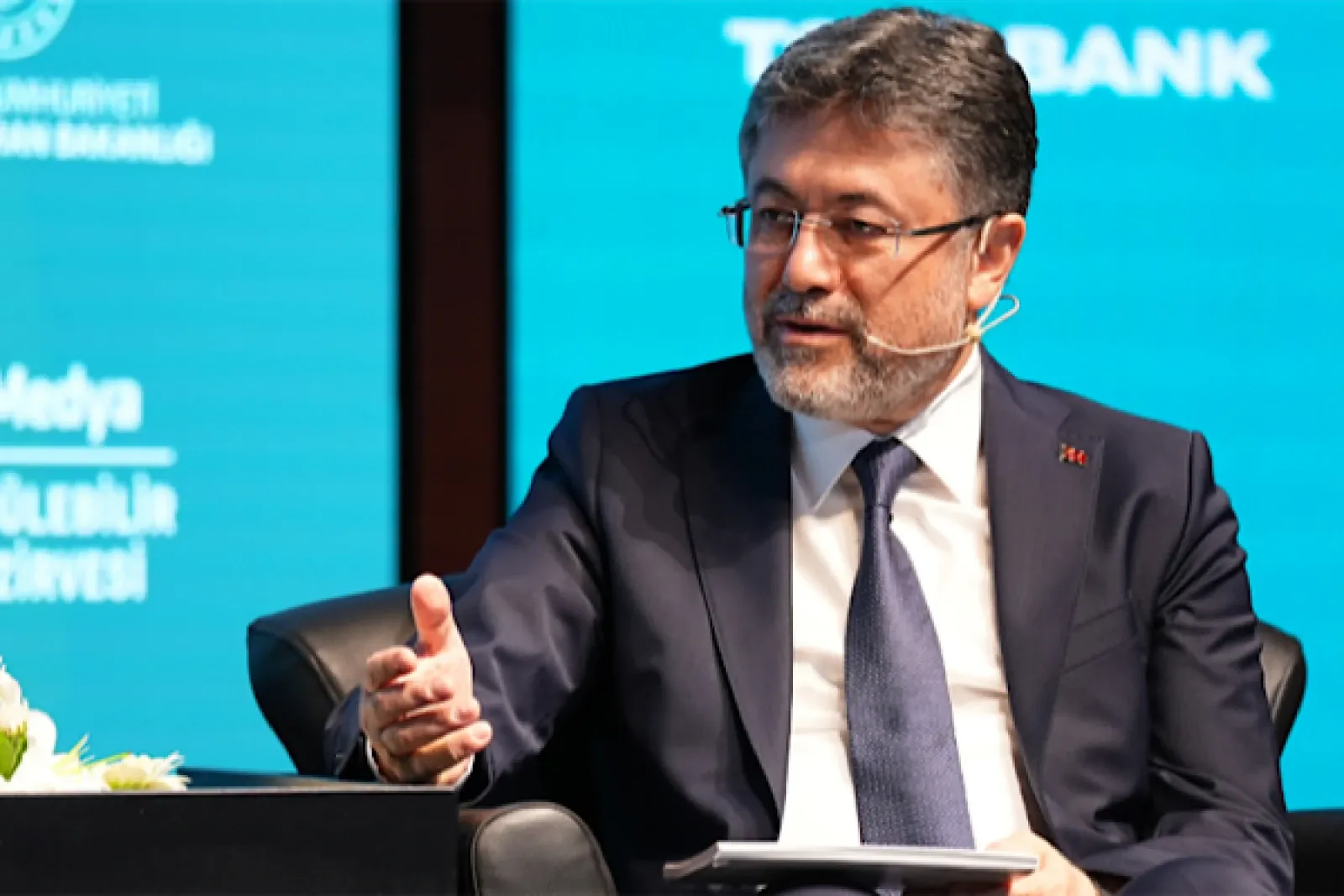 Bakan Yumaklı: Yaralı kerkenez “Cesur” tedavisinin ardından doğaya bırakıldı
