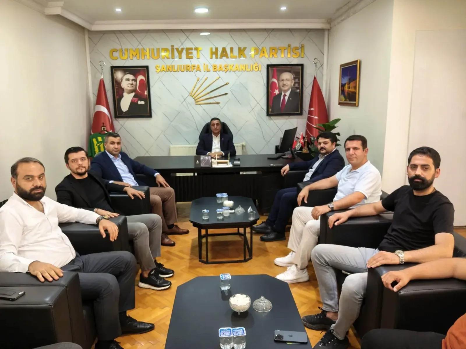 Şanlıurfaspor Yönetiminden CHP Şanlıurfa İl Başkanlığına Ziyaret