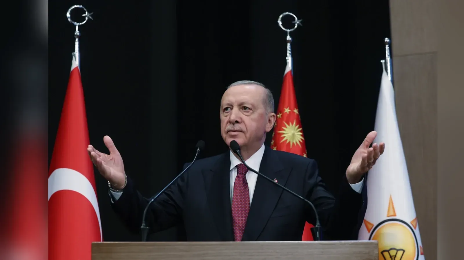 Erdoğan’dan Teşkilatlara Mesaj: “Millete Hizmet Davasının Hakkını Versin”