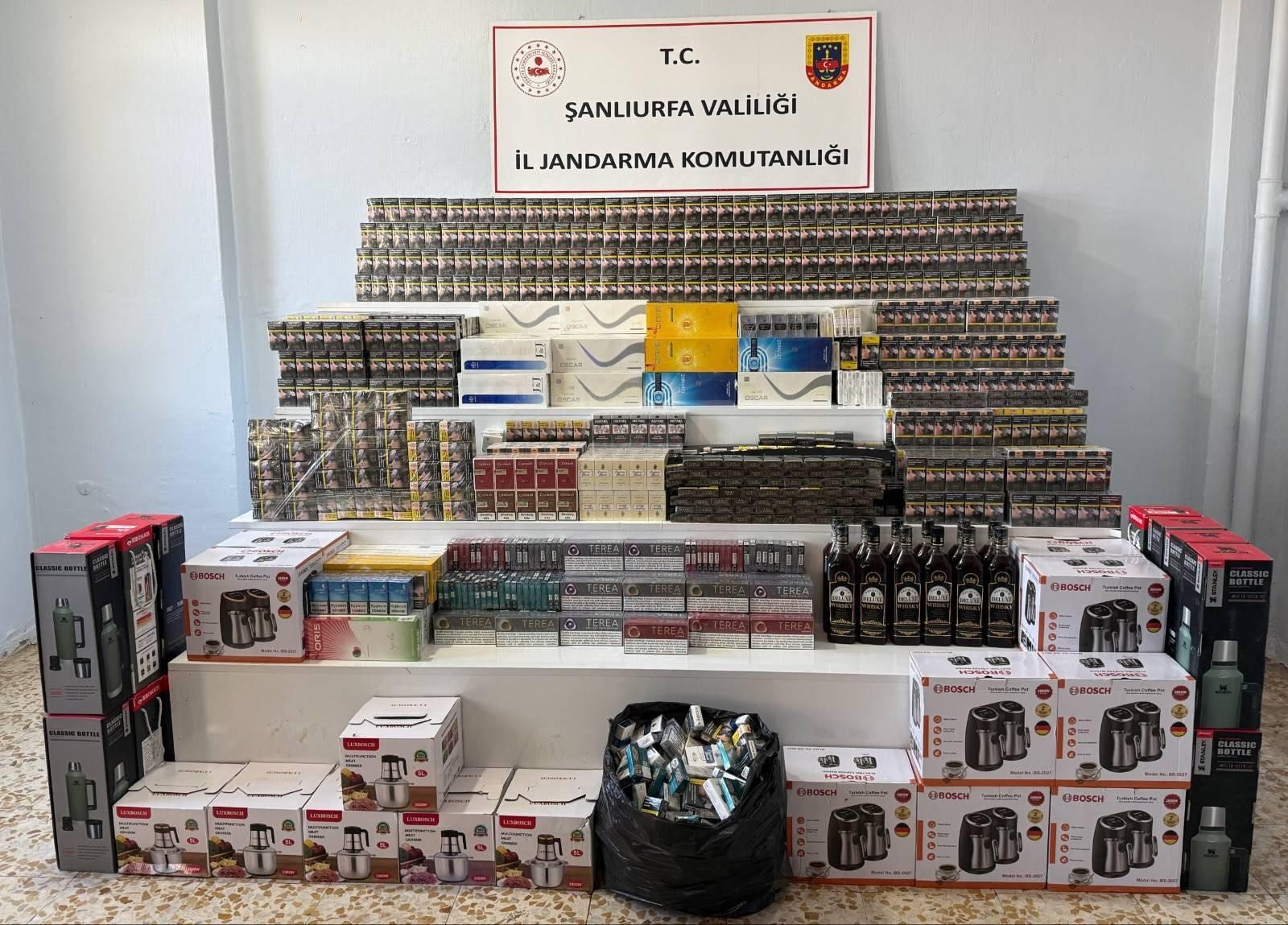 Şanlıurfa’da Kaçakçılık Operasyonları: Binlerce Sigara ve Kaçak Tütün Ele Geçirildi
