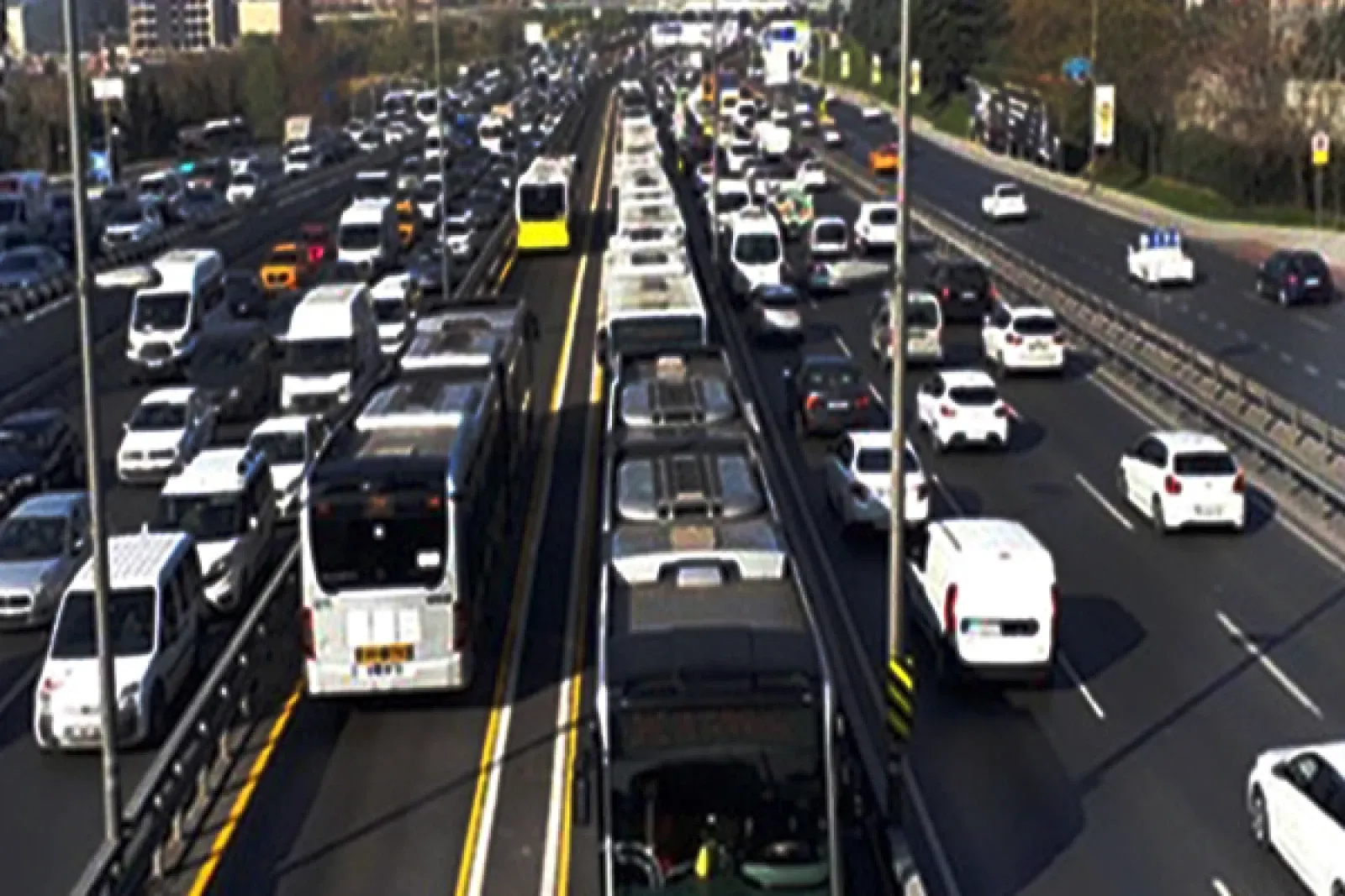 TÜİK: Ağustosta 171 bin 887 taşıt trafiğe kaydedildi