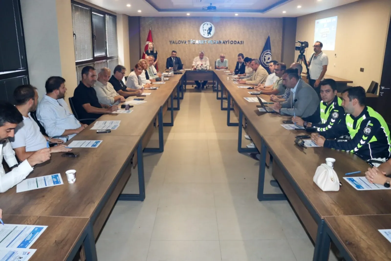 “Yalova Merkezini Yayalaştırma Projesi Çalıştayı” düzenlendi
