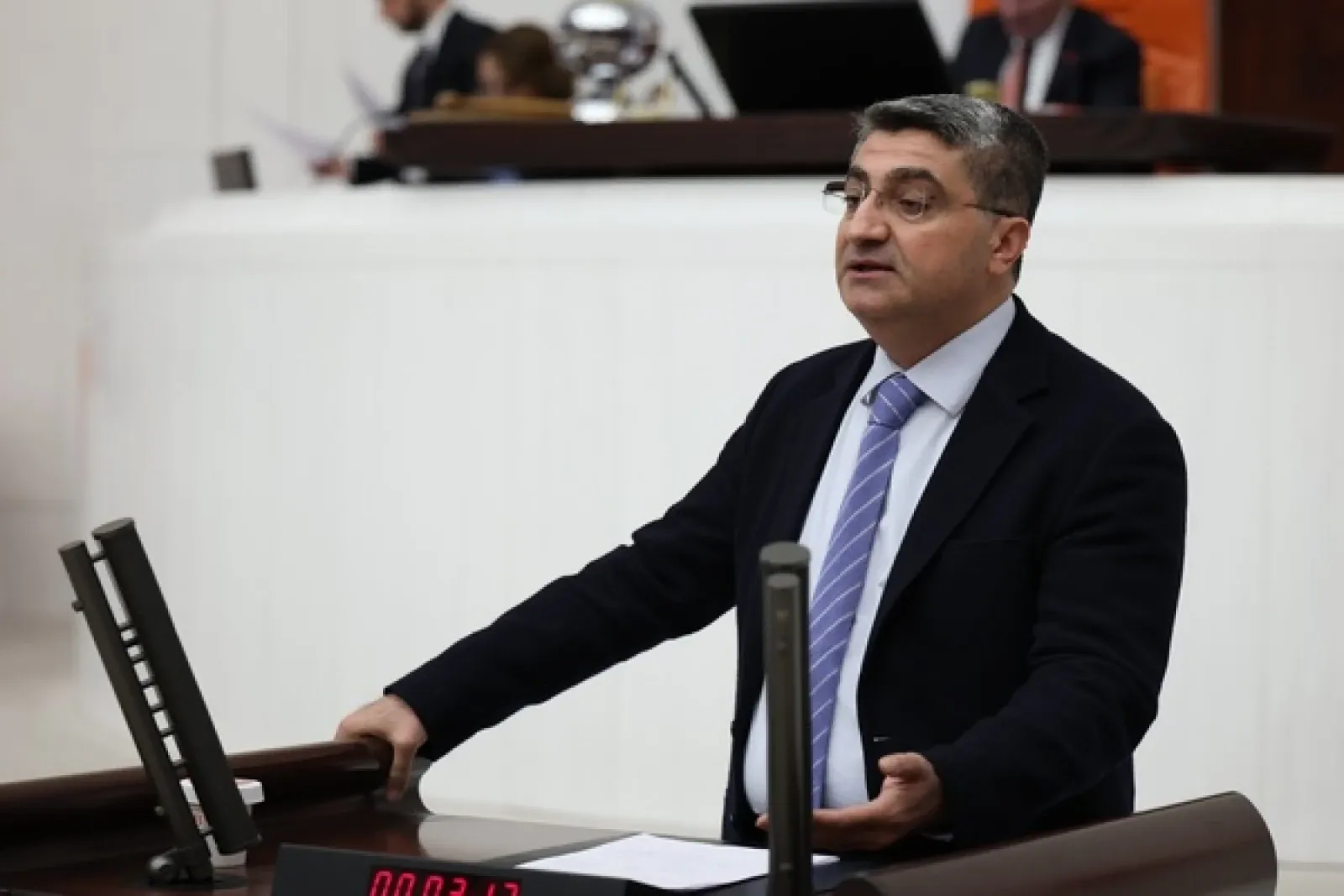 Ekmen: Kadınların yaşam hakkını korumak söylemlerle olmuyor
